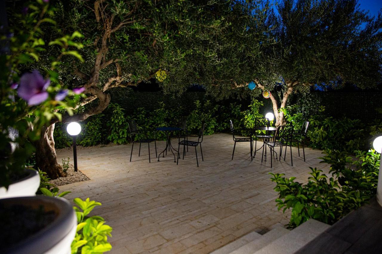 L' Arcobaleno B&B 卡斯泰卢佐 外观 照片