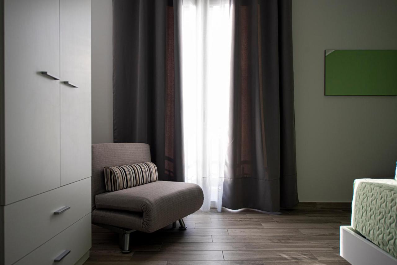 L' Arcobaleno B&B 卡斯泰卢佐 外观 照片