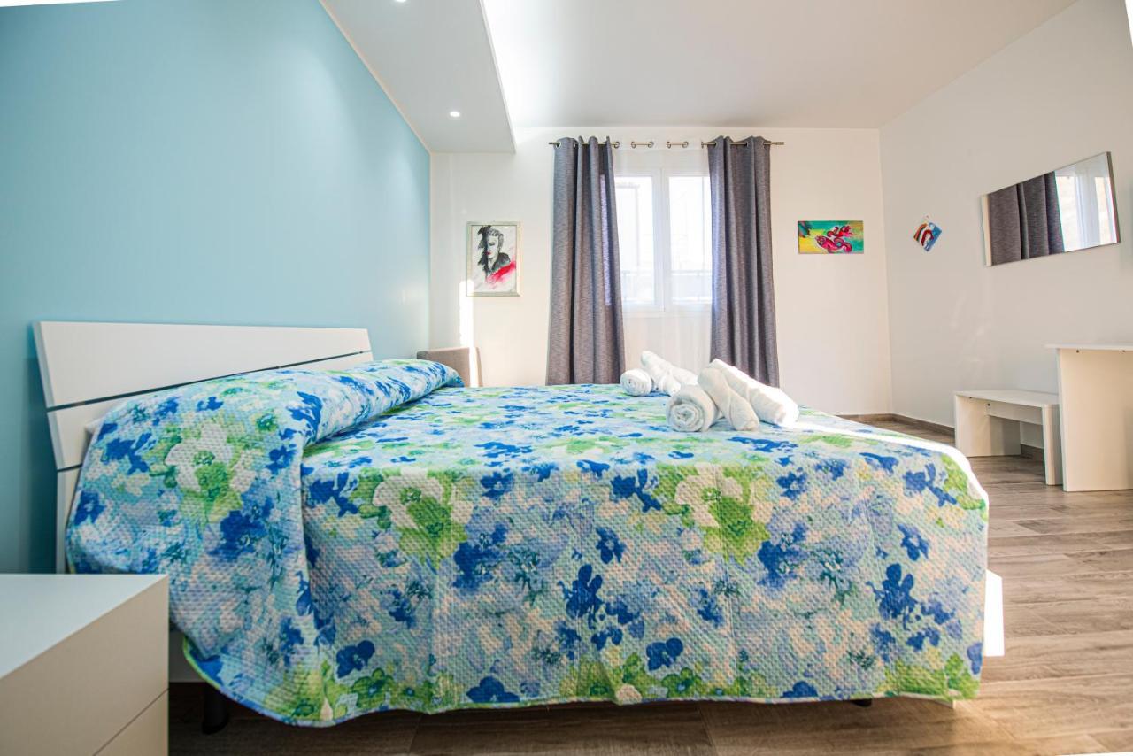 L' Arcobaleno B&B 卡斯泰卢佐 外观 照片
